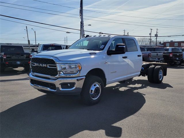 2023 Ram 3500 SLT