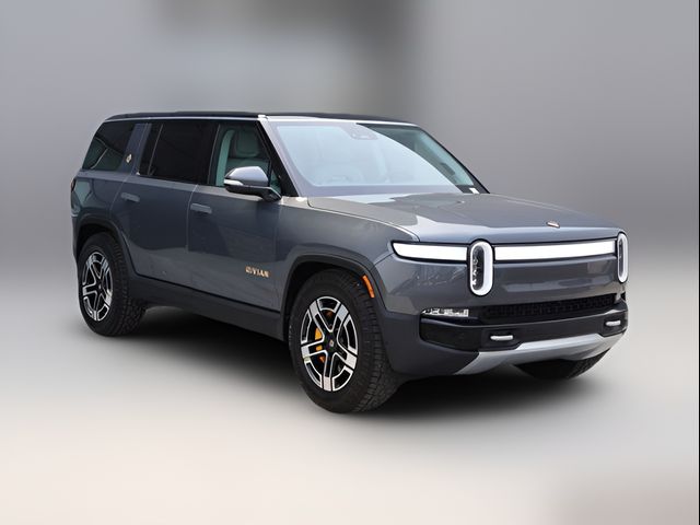 2023 Rivian R1S Adventure