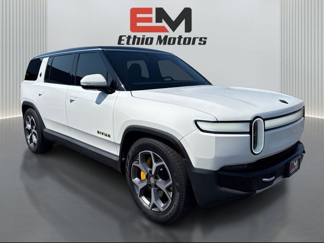 2023 Rivian R1S Adventure