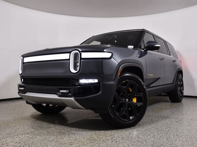 2023 Rivian R1S Adventure