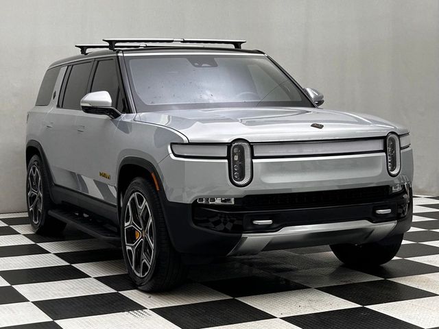 2023 Rivian R1S Adventure