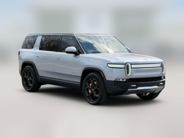 2023 Rivian R1S Adventure