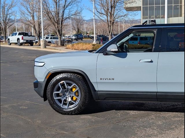 2023 Rivian R1S Adventure