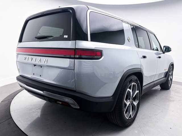 2023 Rivian R1S Adventure