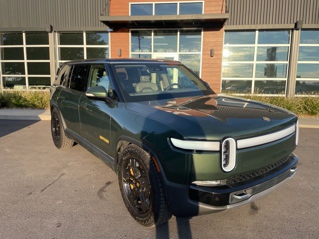 2023 Rivian R1S Adventure