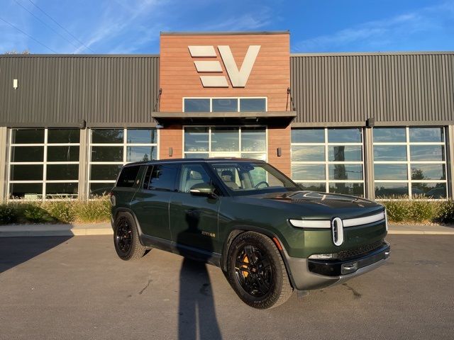 2023 Rivian R1S Adventure