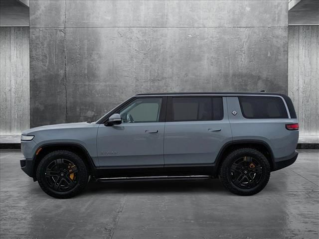 2023 Rivian R1S Adventure