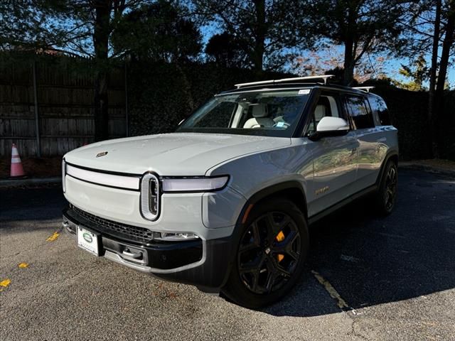 2023 Rivian R1S Adventure