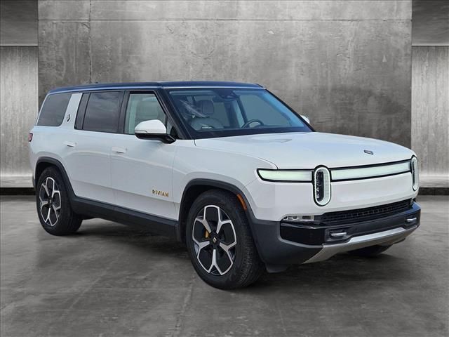 2023 Rivian R1S Adventure