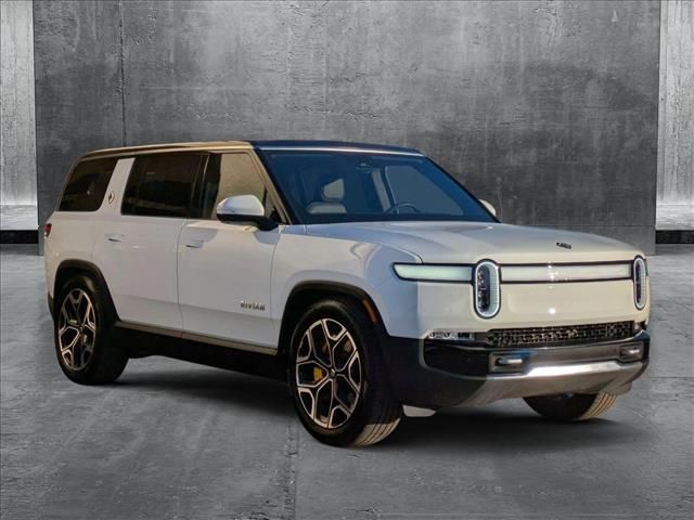 2023 Rivian R1S Adventure