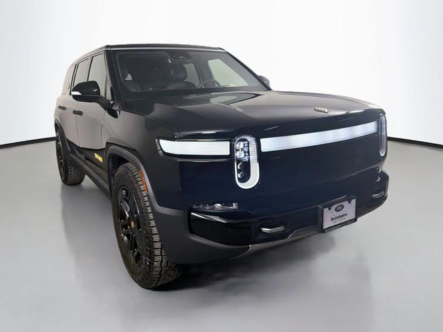 2023 Rivian R1S Adventure