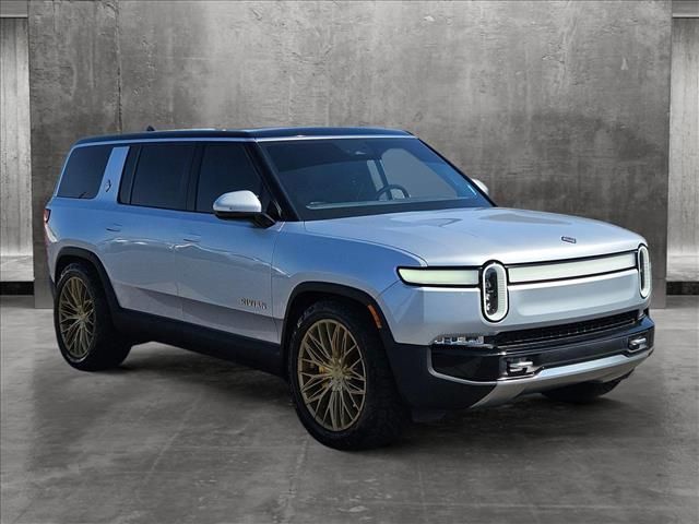 2023 Rivian R1S Adventure