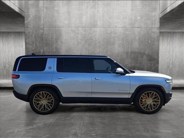 2023 Rivian R1S Adventure