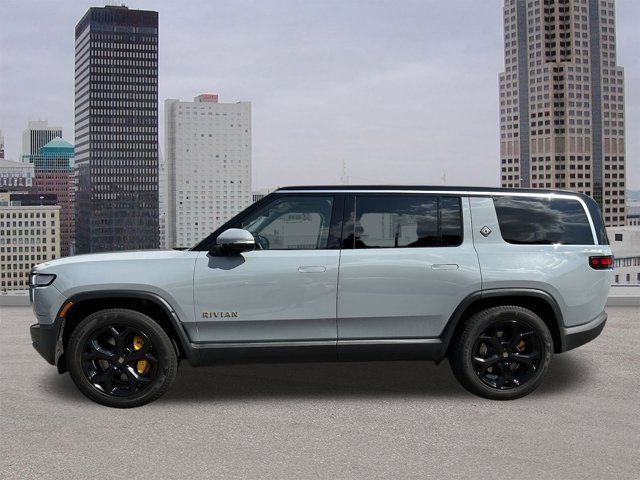 2023 Rivian R1S Adventure