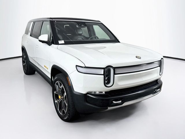 2023 Rivian R1S Adventure
