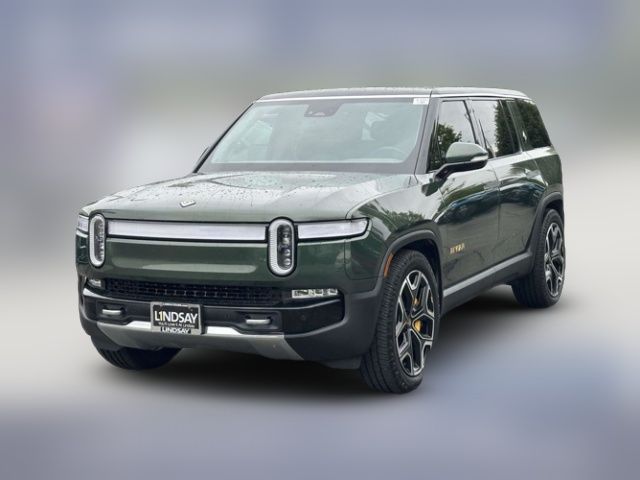 2023 Rivian R1S Adventure