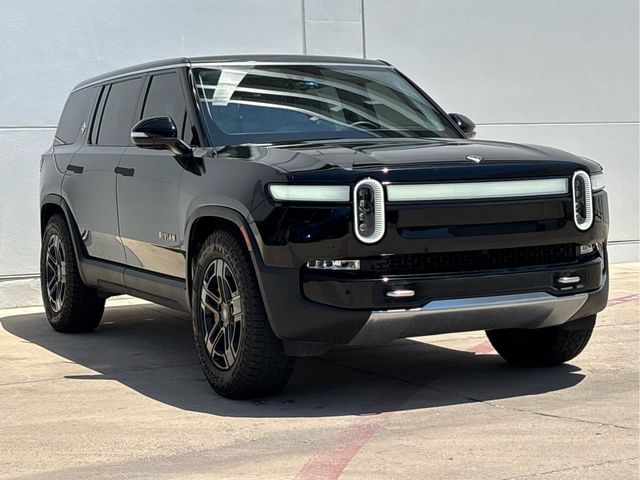 2023 Rivian R1S Adventure