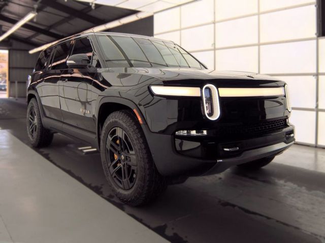 2023 Rivian R1S Adventure