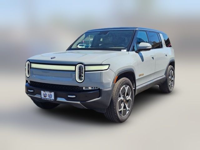 2023 Rivian R1S Adventure