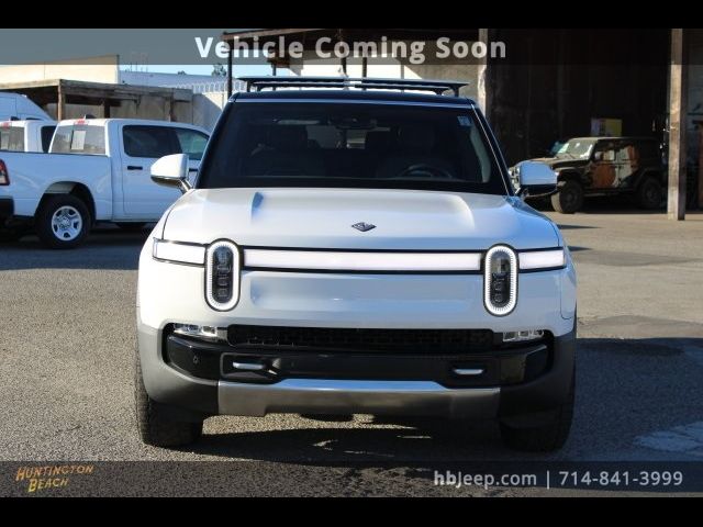 2023 Rivian R1S Adventure