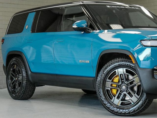 2023 Rivian R1S Adventure