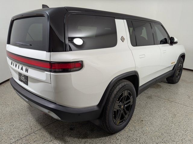 2023 Rivian R1S Adventure