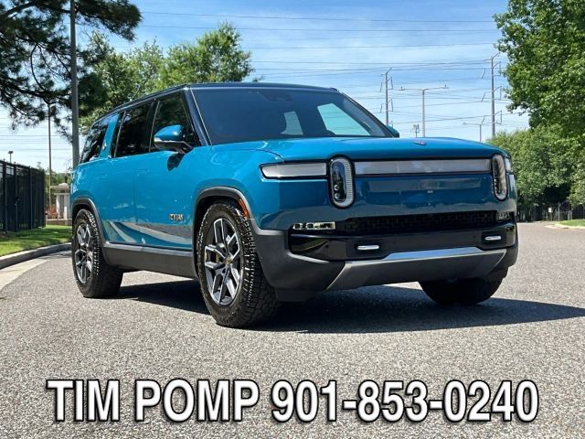 2023 Rivian R1S Adventure