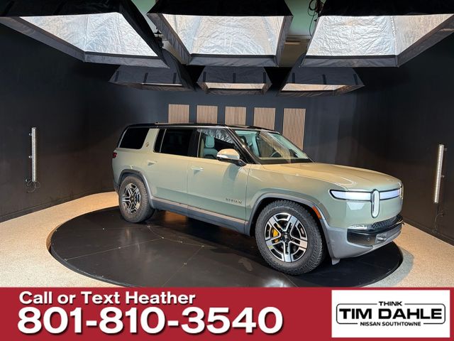 2023 Rivian R1S Launch Edition