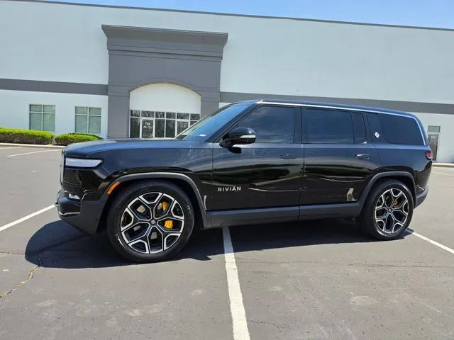 2023 Rivian R1S Launch Edition