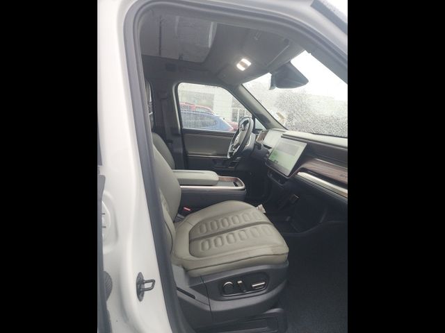 2023 Rivian R1T Adventure