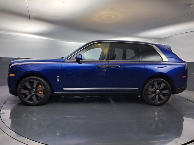 2023 Rolls-Royce Cullinan Base