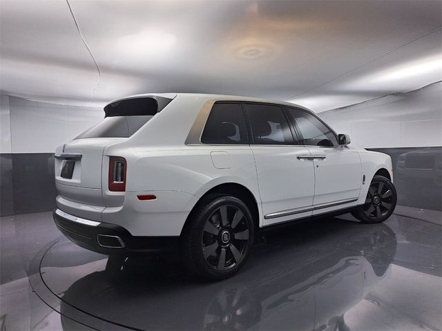 2023 Rolls-Royce Cullinan Base