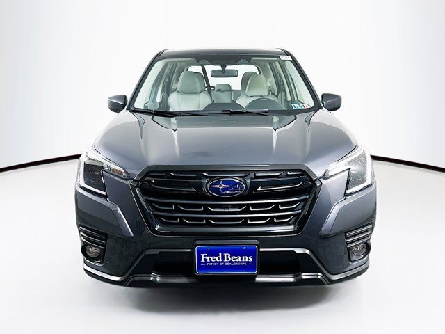 2023 Subaru Forester Base