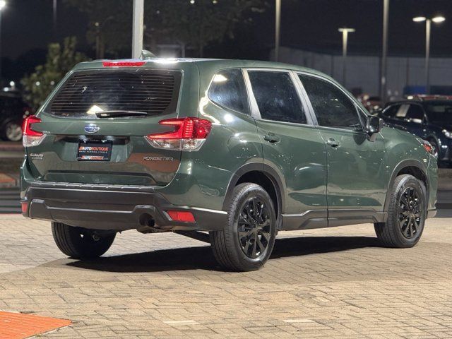 2023 Subaru Forester Base