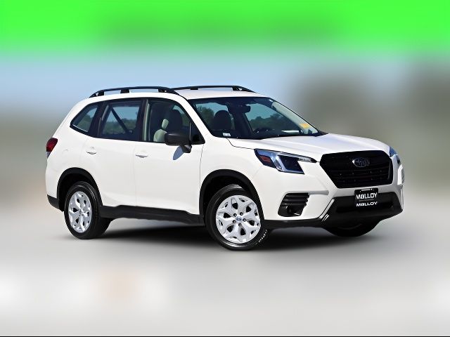 2023 Subaru Forester Base