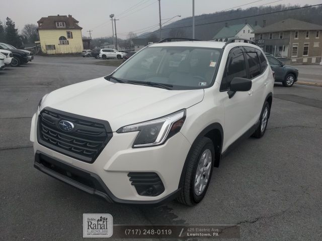 2023 Subaru Forester Base