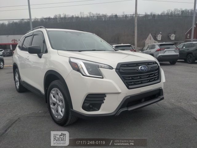 2023 Subaru Forester Base