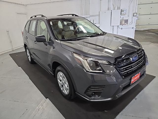 2023 Subaru Forester Base