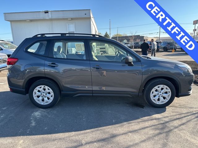 2023 Subaru Forester Base