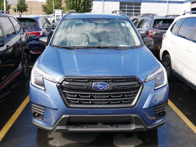 2023 Subaru Forester Base