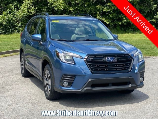 2023 Subaru Forester Premium