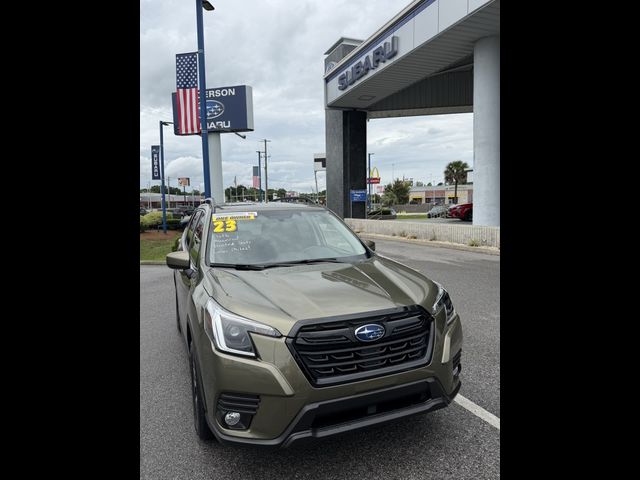 2023 Subaru Forester Premium
