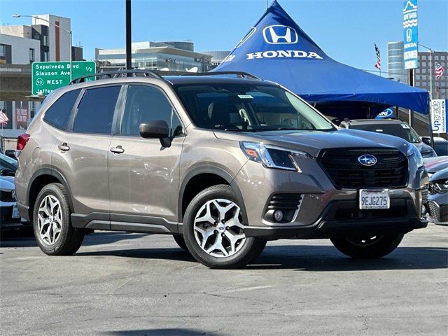 2023 Subaru Forester Premium