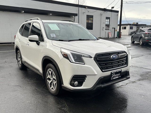 2023 Subaru Forester Premium