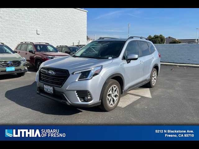 2023 Subaru Forester Premium