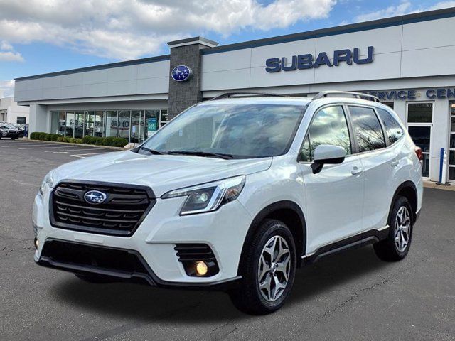 2023 Subaru Forester Premium