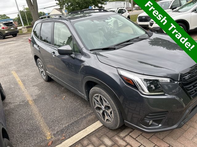 2023 Subaru Forester Premium