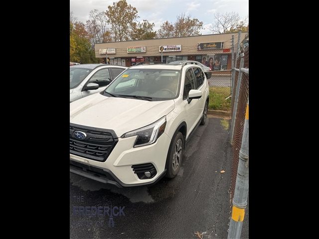 2023 Subaru Forester Premium