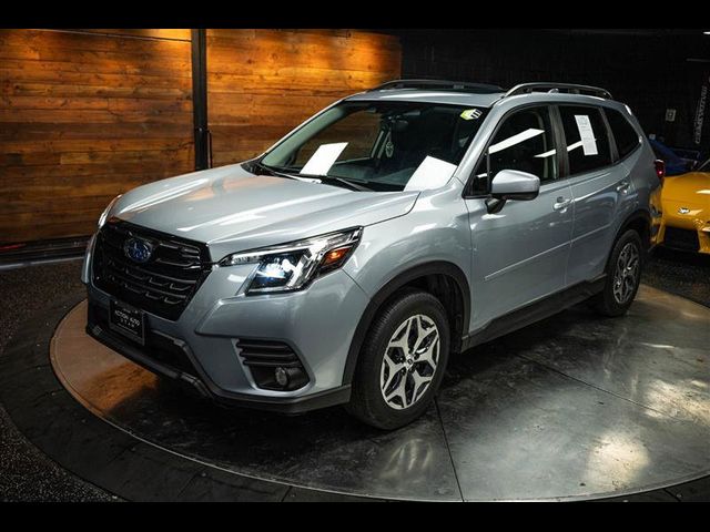 2023 Subaru Forester Premium