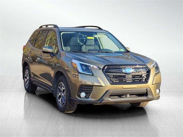 2023 Subaru Forester Premium